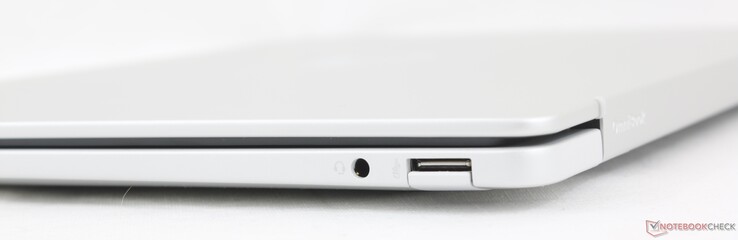 Sağ: 3,5 mm kulaklık, USB-A (10 Gbps)