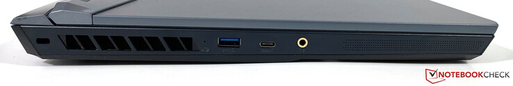 Sol: USB-A (3.2 Nesil 1, elektrikli), USB-C (3.2 Nesil 2), 3,5 mm ses jakı