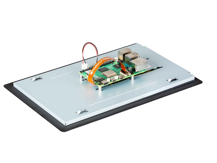 40 pimli GPIO başlığı üzerinden güç beslemesi