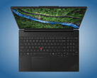 ThinkPad P16s i Gen 5 yukarıdan bakıldığında.