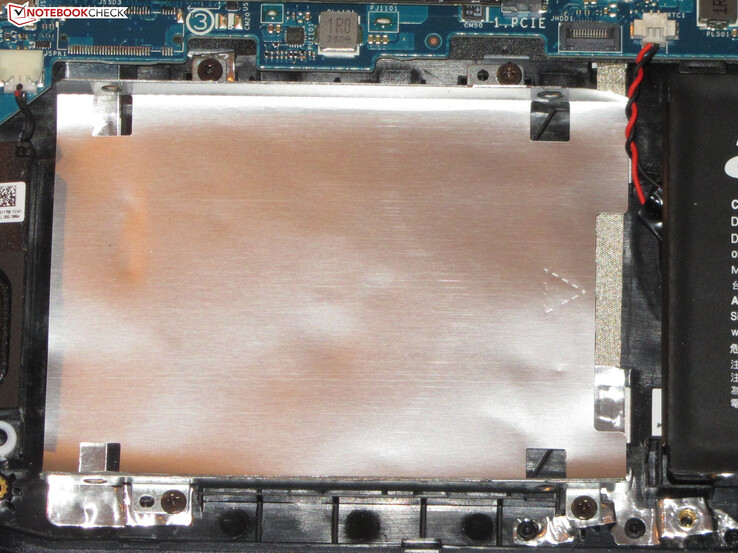 The SATA slot needed for the installation of a 2.5-inch storage drive is missing.