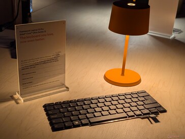 Yeni klavye, daha sağlam CNC alüminyum çerçeve, ek renk seçenekleri ve 1,5 mm tuş hareketi ile orijinalini geliştiriyor