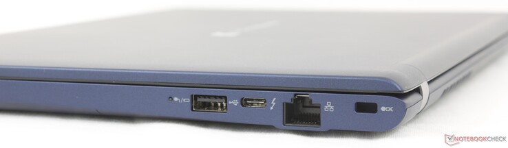 Sağ tarafta: USB-A 3.2 Gen. 1, USB-C Thunderbolt 4 w/ DisplayPort + Güç Dağıtımı, RJ-45 (1 Gbps), Kensington Kilidi