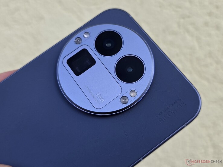 Realme GT 8 Pro akıllı telefonu test edin 