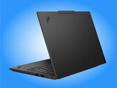 Lenovo, ThinkPad E14 Gen 8'i Kuzey Amerika'da yalnızca Eclipse Black renk seçeneğiyle satıyor.