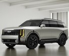 Ivory Silver donanımında resmedilen 2027 model Kia Telluride