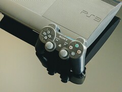 Sony, PlayStation 3 Slim'i 1 Eylül 2009'da piyasaya sürdü.