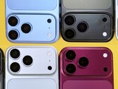 Sızdırılan iPhone 18 Pro tasarım modelleri yeni renkleri gösteriyor.