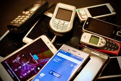 Bileşen maliyetlerinin artması nedeniyle, uygun fiyatlı akıllı telefonlar şirketler için giderek daha az kârlı hale geliyor.