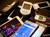Bileşen maliyetlerinin artması nedeniyle, uygun fiyatlı akıllı telefonlar şirketler için giderek daha az kârlı hale geliyor.