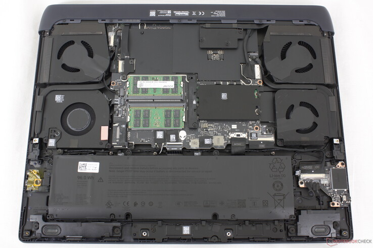 Alienware 18 Area-51 dahili bileşenleri