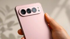 Samsung Galaxy S27 Ultra'nın, yeni üçlü kamera tasarımı sayesinde Galaxy S26 Ultra'ya kıyasla dört avantaj sunduğu söyleniyor.
