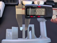 Verniyer kumpas kullanılarak 6 mm'lik fasetin ölçümü