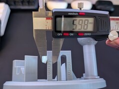 Verniyer kumpas kullanılarak 6 mm'lik fasetin ölçümü