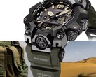 Casio G-Shock Mudmaster GWG-B1000-1A3 modelinin yakın çekim görüntüsü; siyah kasası, bej renkli kadran detayları, zeytin yeşili kayışı, sağlam koruyucu çerçeveleri ve “Triple Sensor” etiketi, askeri teçhizat ve çöl manzarası fonunda gösterilmektedir.