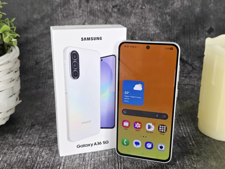 Test cihazımız: Muhteşem Beyaz renkte Samsung Galaxy A36 5G 