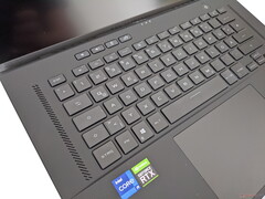 Asus ROG Zephyrus M16 – Klavye