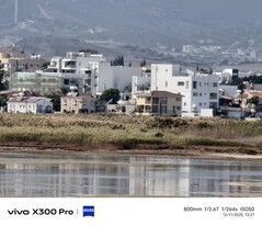 800 mm telekonvertörlü Vivo X300 Pro