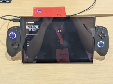 Intel Arc G3 Extreme donanımlı OneXPlayer X2
