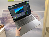 Surface Laptop Ultra'nın mükemmel bir klavyeye sahip olduğu söyleniyor.