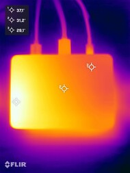 Stres testi sırasında Khada'nın Mind Pro'su (üst taraf)