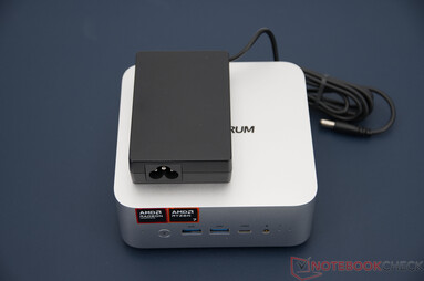 Güç kaynağı üniteli Minisforum AI X1 (19 V; 6,32 A)