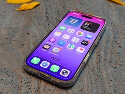 iPhone 17 için 360° Ostand Spin Kılıf