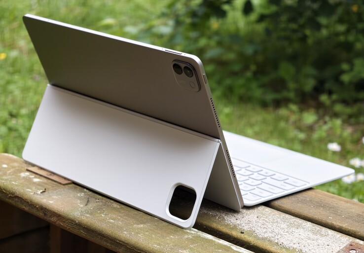 Honor Klavye kapaklı MagicPad 4 incelemede