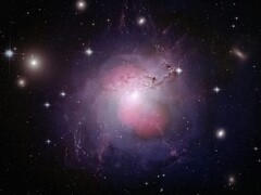NGC 1275 galaksisini gösteren bir görüntü.