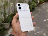 Yakında piyasaya çıkacak Phone (4b) modelinin sızdırılmış görüntüsü.