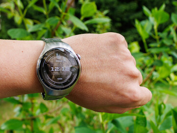 Watch 5 (46 mm) dış mekan