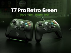 T7 Pro Retro Green ve T7 Pro W Retro Green kumandaları benzer bir tasarıma sahiptir.
