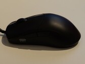 XTRFY M42V2, yeni ve özellikle uygun fiyatlı bir faredir.