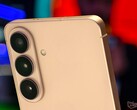 Kore'den gelen bir habere göre, Samsung, Galaxy S27 Ultra'nın yalnızca üçlü kamera sistemine sahip olacağını doğruladı.