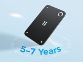 Yeni Ugreen FineTrack Slim Duo2 (resimde görülen), hem Apple Find My hem de Google Find Hub'ı destekler.