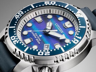 Citizen BN0167-09W kadranın yakın çekimi