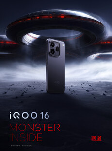 Koyu gri renkli iQOO 16