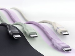 Anker'in USB-C - USB-C Kablosu (3 ft, 240W, Yukarı Dönüştürülmüş Örgülü)