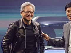 Jensen Huang, Taipei’de Tom Ford deri ceketiyle