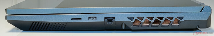Sağ: microSD kart okuyucu, Thunderbolt 4 (Güç dağıtım çıkışı), Gigabit LAN