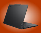 ThinkPad E14 Gen 8 AMD modeli yalnızca siyah renkte mevcuttur.