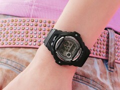 Casio'nun Baby-G BG-169KB-1 saati