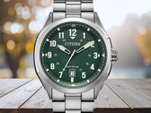 Citizen Terra Force AW1890-19B ve AW1890-51X (resimde görülen) saatleri ABD'de satışa sunuldu. (Resim kaynağı: Citizen, düzenlenmiştir)