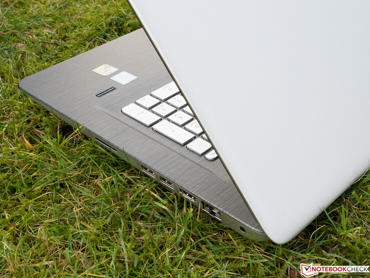 HP Envy 17-n107ng