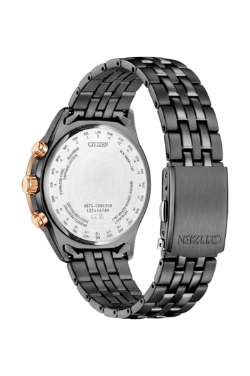 Citizen Eco-Drive-BY1036-53L modelinin arka yüzünde, siyah paslanmaz çelik kordon ve kasa arkasındaki UTC şehir kodları görülmektedir.