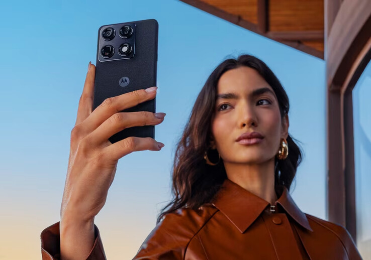 Motorola Signature 50 MP selfie kamerasına sahiptir (Resim kaynağı: Motorola)