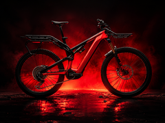 Specialized Levo 4 X elektrikli bisiklet, ateş kırmızısı renk seçeneğiyle sunuluyor