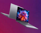 Lenovo şu anda IdeaPad Slim 3'ü Kozmik Mavi ve Luna Gri renk seçenekleriyle satıyor.