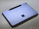 Surface Pro 12 inç, 90 Hz ekran içerir.
