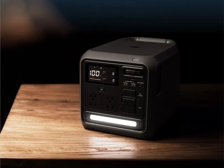 DJI'ın Power 1000 Mini güç istasyonu dahili bir ışığa sahiptir. (Resim kaynağı: DJI)